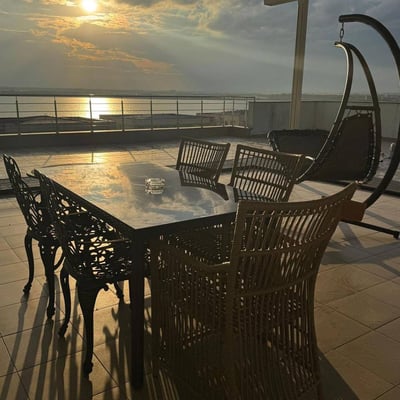 Rent of a comfortable 3-room penthouse, 85 m², Mamaia, Constanța, Romania